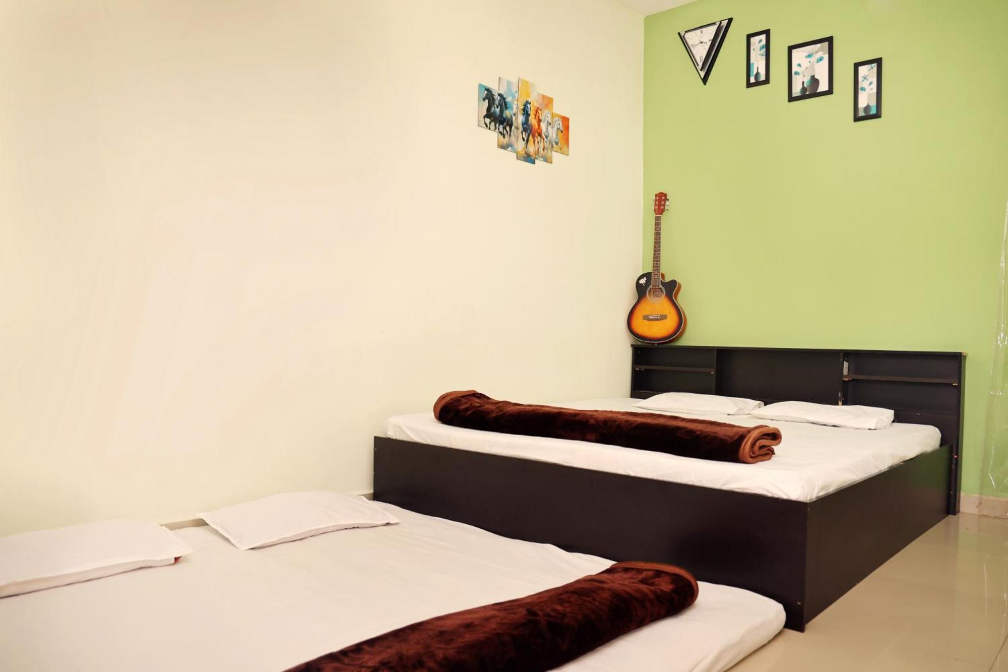 Shree Vinayak Guest House Ujjain Bagian luar foto